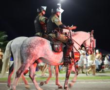 O policiamento ostensivo esteve presente nos locais de maior movimento, como praias, praças e eventos públicos, garantindo a segurança durante os shows e queima de fogos.
