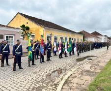 PMPR participa de solenidade alusiva aos 131 anos do Cerco da Lapa