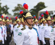 Polícia Militar do Paraná realiza solenidade de entrega do Espadim Tiradentes na Academia do Guatupê
