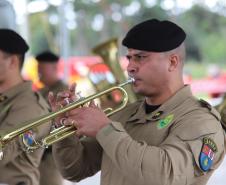 Polícia Militar do Paraná realiza solenidade de entrega do Espadim Tiradentes na Academia do Guatupê