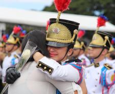 Polícia Militar do Paraná realiza solenidade de entrega do Espadim Tiradentes na Academia do Guatupê