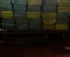 Polícia Militar do Paraná apreende quase uma tonelada de maconha em São Miguel do Iguaçu