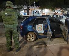 Polícia Militar do Paraná apreende dois veículos carregados de cigarros em Itaipulândia