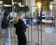 Exposição "Exemplos que Arrastam" celebra 171 anos da Polícia Militar do Paraná em shoppings de Curitiba