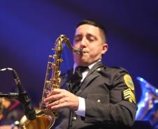 Com o tema “Vozes”, o espetáculo trouxe ao palco uma coletânea musical que revisita a trajetória da banda