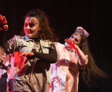 Com o tema “Vozes”, o espetáculo trouxe ao palco uma coletânea musical que revisita a trajetória da banda