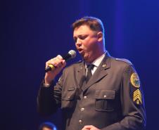 Com o tema “Vozes”, o espetáculo trouxe ao palco uma coletânea musical que revisita a trajetória da banda