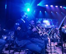 Com o tema “Vozes”, o espetáculo trouxe ao palco uma coletânea musical que revisita a trajetória da banda