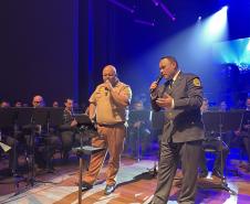Com o tema “Vozes”, o espetáculo trouxe ao palco uma coletânea musical que revisita a trajetória da banda