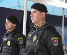 A Polícia Militar do Paraná também participa ativamente da feira, garantindo a segurança de todos os visitantes e mantendo um estande de exposição