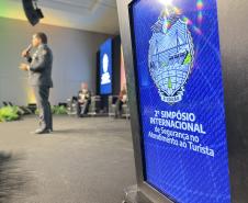 Neste ano, o evento conta com a participação de policiais e representantes de 20 estados brasileiros, do Distrito Federal, de 14 países e da Organização dos Estados Americanos (OEA).
