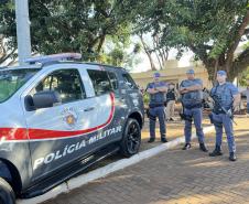 A Polícia Militar participa de maneira estratégica, mobilizando efetivo local e unidades especializadas 