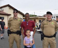 Quartéis da PMPR recebem comunidade em tarde de integração e proximidade