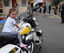 Quartéis da PMPR recebem comunidade em tarde de integração e proximidade