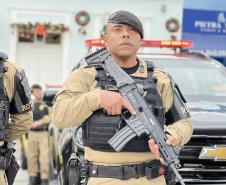 As unidades especializadas da PMPR foram mobilizadas para apoiar as forças locais e reforçar áreas estratégicas