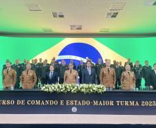 A turma é composta por 29 oficiais superiores da Polícia Militar do Paraná e um oficial superior do Corpo de Bombeiros Militar do Maranhão