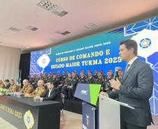 A turma é composta por 29 oficiais superiores da Polícia Militar do Paraná e um oficial superior do Corpo de Bombeiros Militar do Maranhão