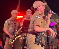  PMPR anima a noite de Caiobá