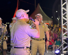  PMPR anima a noite de Caiobá