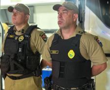 Show de Roberta Miranda e Raça Negra reúne 42 mil pessoas em Pontal do Paraná com policiamento reforçado da PMPR