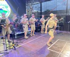 O espetáculo aconteceu no Palco Sunset, instalado no Morro do Cristo