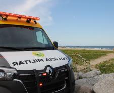 Cinto afivelado e sorriso no rosto: a “Voltinha UTV PMPR” conquista a criançada no litoral