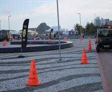 Cinto afivelado e sorriso no rosto: a “Voltinha UTV PMPR” conquista a criançada no litoral