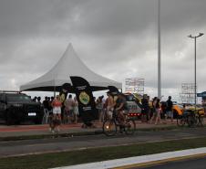  PMPR anima a noite de Caiobá