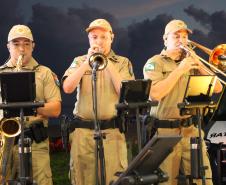  PMPR anima a noite de Caiobá