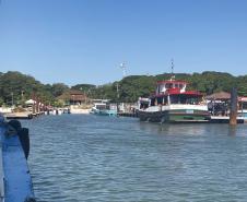 Banda da PMPR encanta público em apresentação inédita na Ilha do Mel