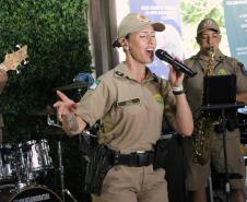 Banda da PMPR se apresenta no Ressacão de Carnaval em Matinhos