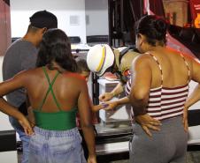 Alegria e proteção policial definem o penúltimo dia da folia em Guaratuba