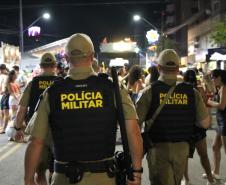 Alegria e proteção policial definem o penúltimo dia da folia em Guaratuba