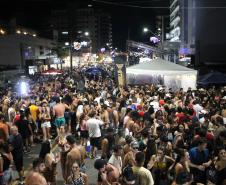 Alegria e proteção policial definem o penúltimo dia da folia em Guaratuba