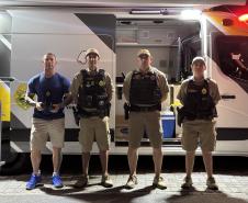 Alegria e proteção policial definem o penúltimo dia da folia em Guaratuba