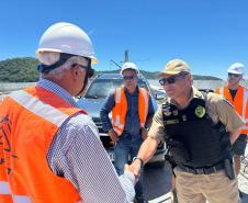 Visita ponte de Guaratuba