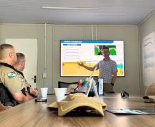 Visita ponte de Guaratuba