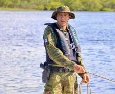 PMPR intensifica patrulhamento náutico para garantir proteção à fauna marinha no verão