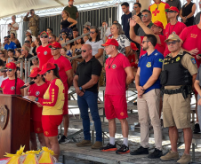 Comandante-Geral da PMPR prestigia formatura de novos guarda-vidas do CBMPR em Matinhos