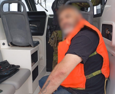 PMPR resgata embarcação à deriva em Pontal do Paraná