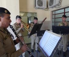 PMPR promove encontro “Chá de Rosas” e debate identidade feminina entre policiais militares