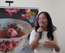 PMPR promove encontro “Chá de Rosas” e debate identidade feminina entre policiais militares