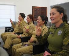PMPR promove encontro “Chá de Rosas” e debate identidade feminina entre policiais militares