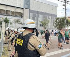 A atuação da PMPR teve início ainda nas primeiras horas da manhã, com reforço no policiamento desde as 8h até as 22H