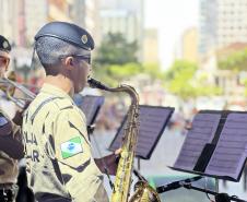 A participação reforça o papel da Polícia Militar do Paraná (PMPR) para além da segurança pública, atuando também como agente de integração social e cultural