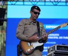 A participação reforça o papel da Polícia Militar do Paraná (PMPR) para além da segurança pública, atuando também como agente de integração social e cultural