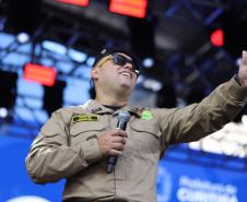 A participação reforça o papel da Polícia Militar do Paraná (PMPR) para além da segurança pública, atuando também como agente de integração social e cultural