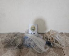 PMPR prende seis pessoas em Pinhão e apreende 92,6 kg de dourado, embarcações e arma de fogo em área proibida