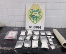 PMPR prende homem por tráfico de drogas e apreende porções de cocaína em Cascavel