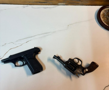 PMPR detém homem e apreende armas e mais de 600 munições após disparos em Curitiba